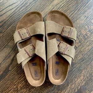 NEW Birkenstock Sandals